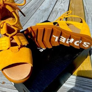 Sorel JOANIE II Lace wedge sandal